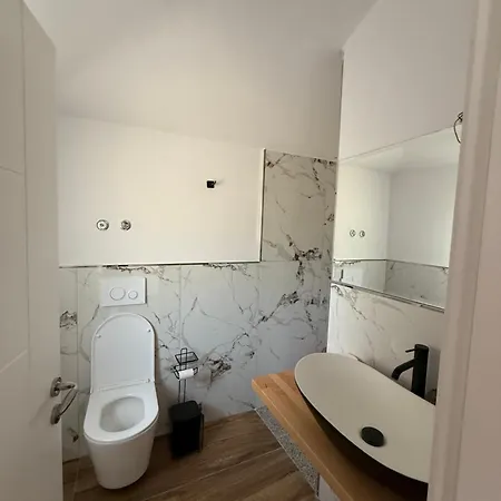 Viluni Apartament Baks-Rrjoll