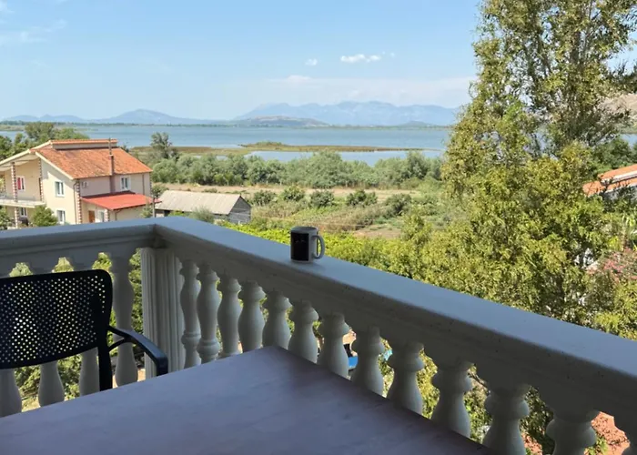 Viluni * Baks-Rrjoll